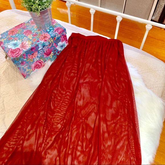 Alya Two Piece Special Occasion Dress | Small - Picture 5 of 8